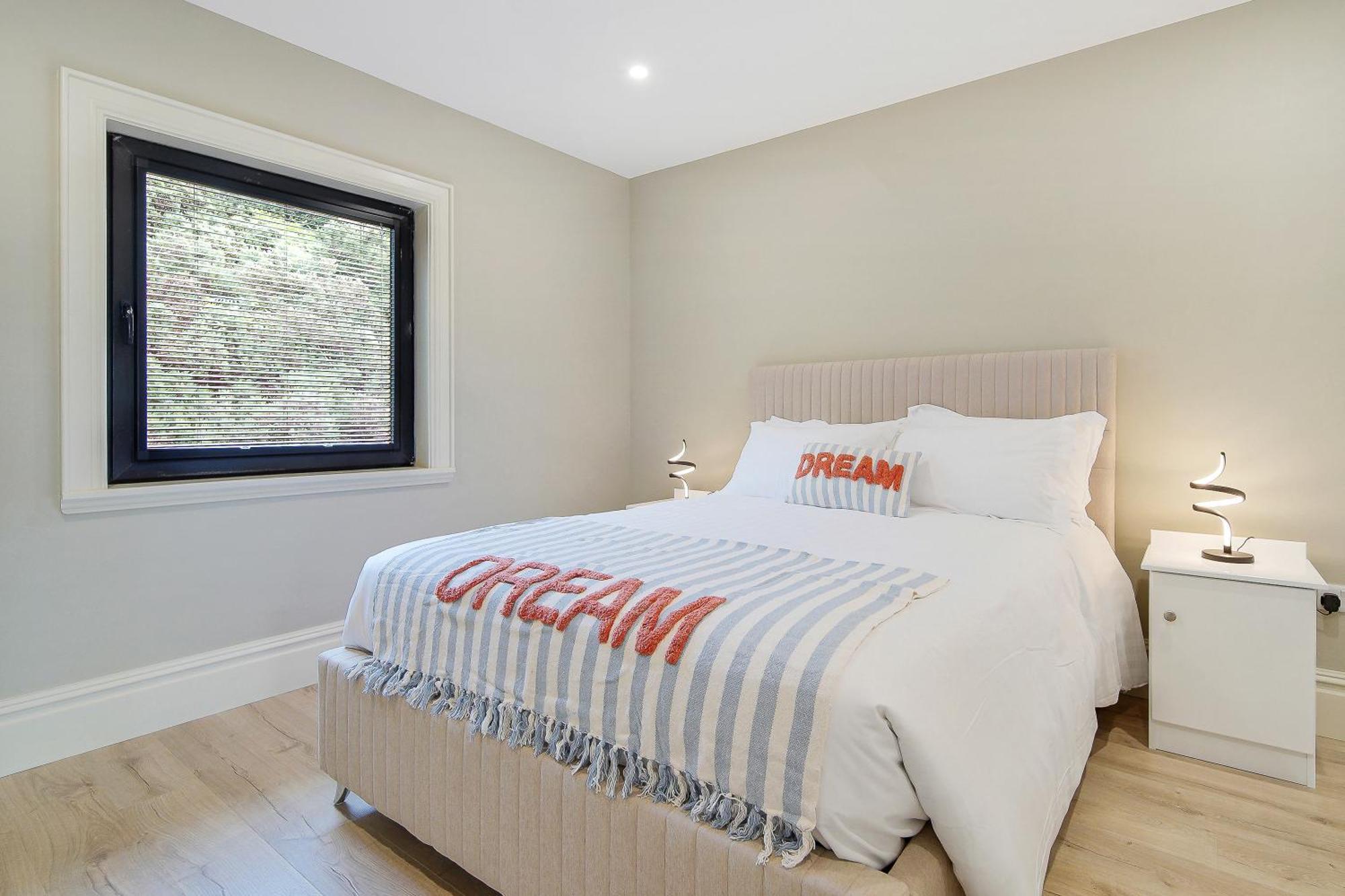 Seaview Lodge Apartment 'Sleeping 4 Guests' Rockstown Экстерьер фото